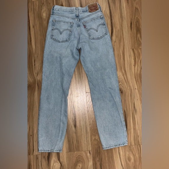 Levi’s Straight Jeans - Picture 3 of 6